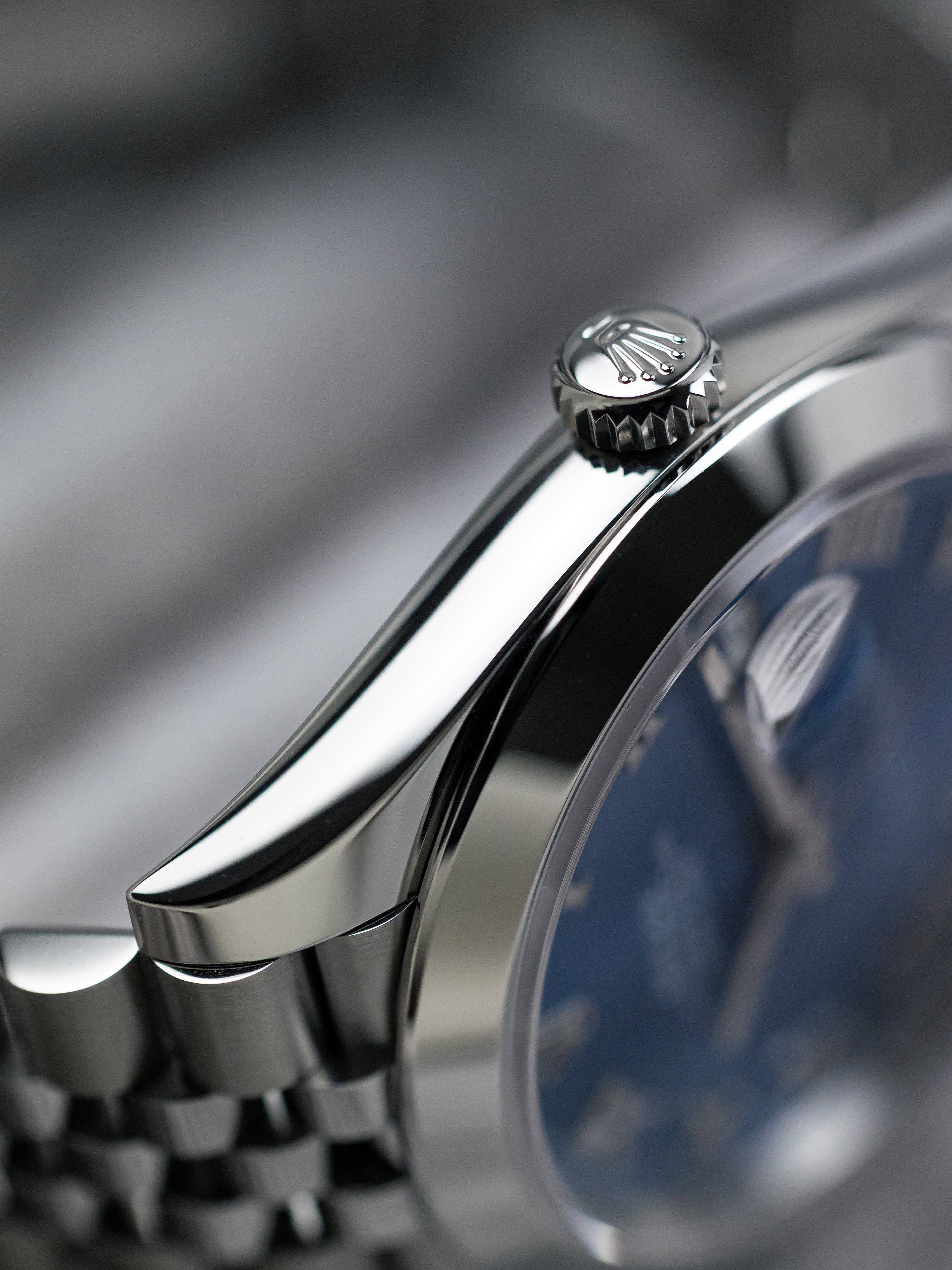 2025 Rolex Datejust 41 Smooth Bezel, Roman Numeral Dial