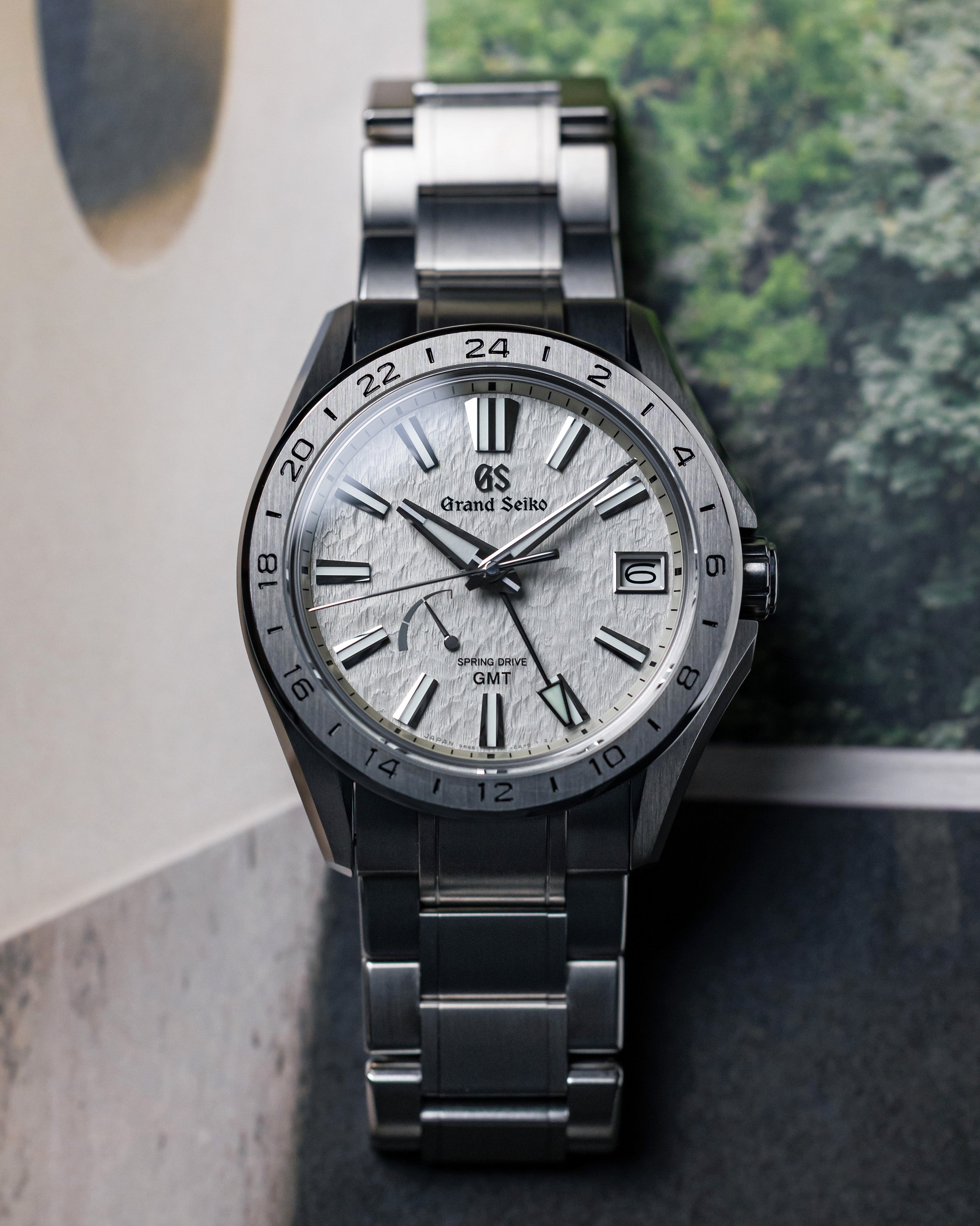 2022 Grand Seiko Evolution 9 GMT ‘Mistflake’