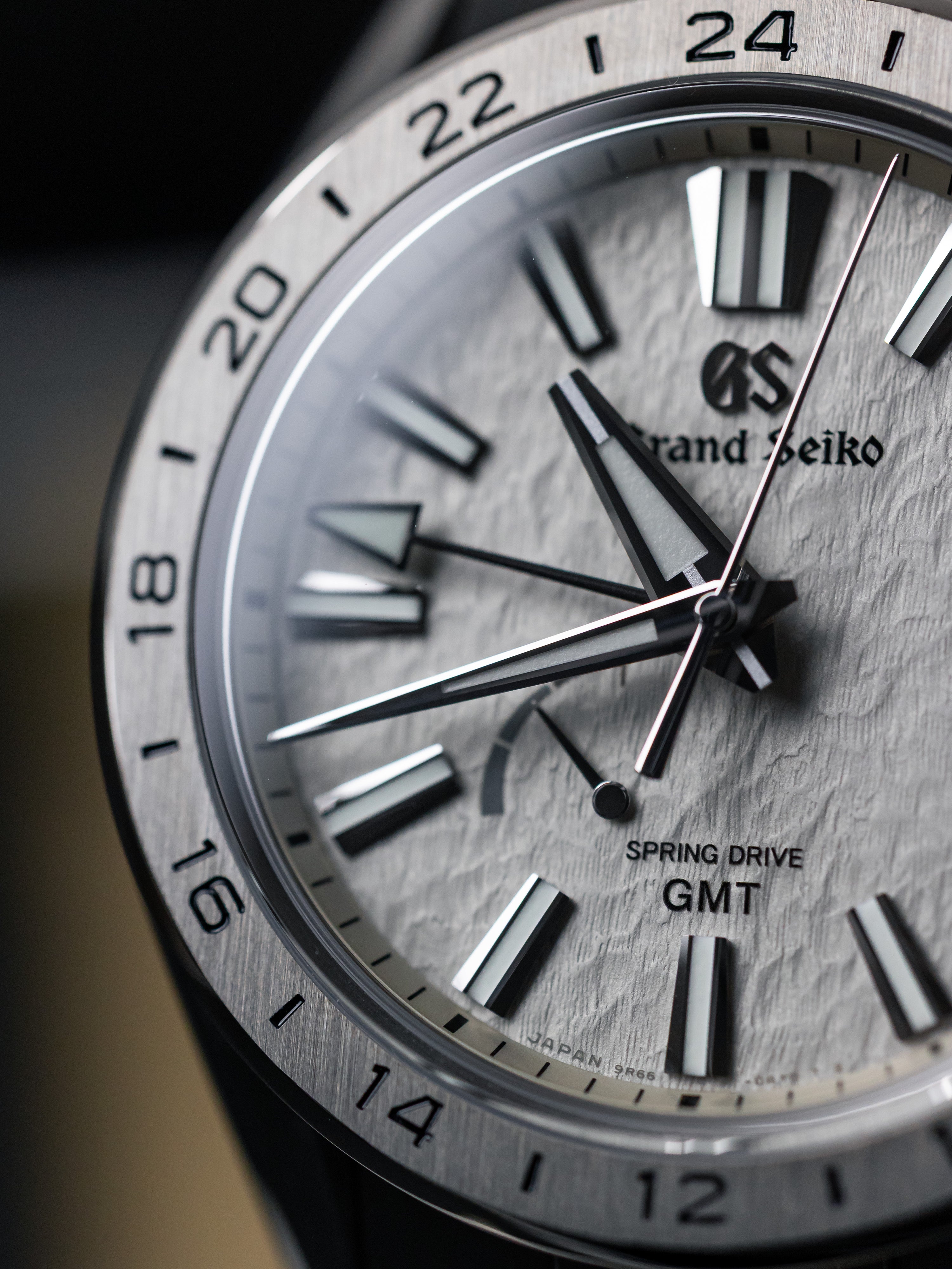 2022 Grand Seiko Evolution 9 GMT ‘Mistflake’