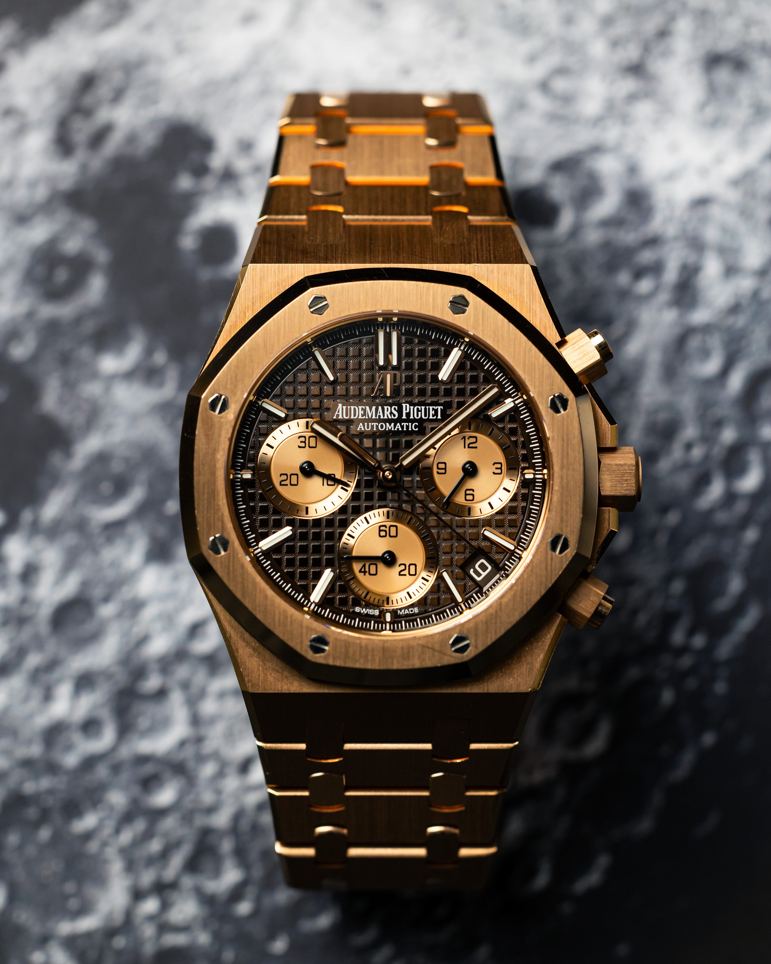 2021 Audemars Piguet Royal Oak Chronograph Rose Gold/Chocolate Dial