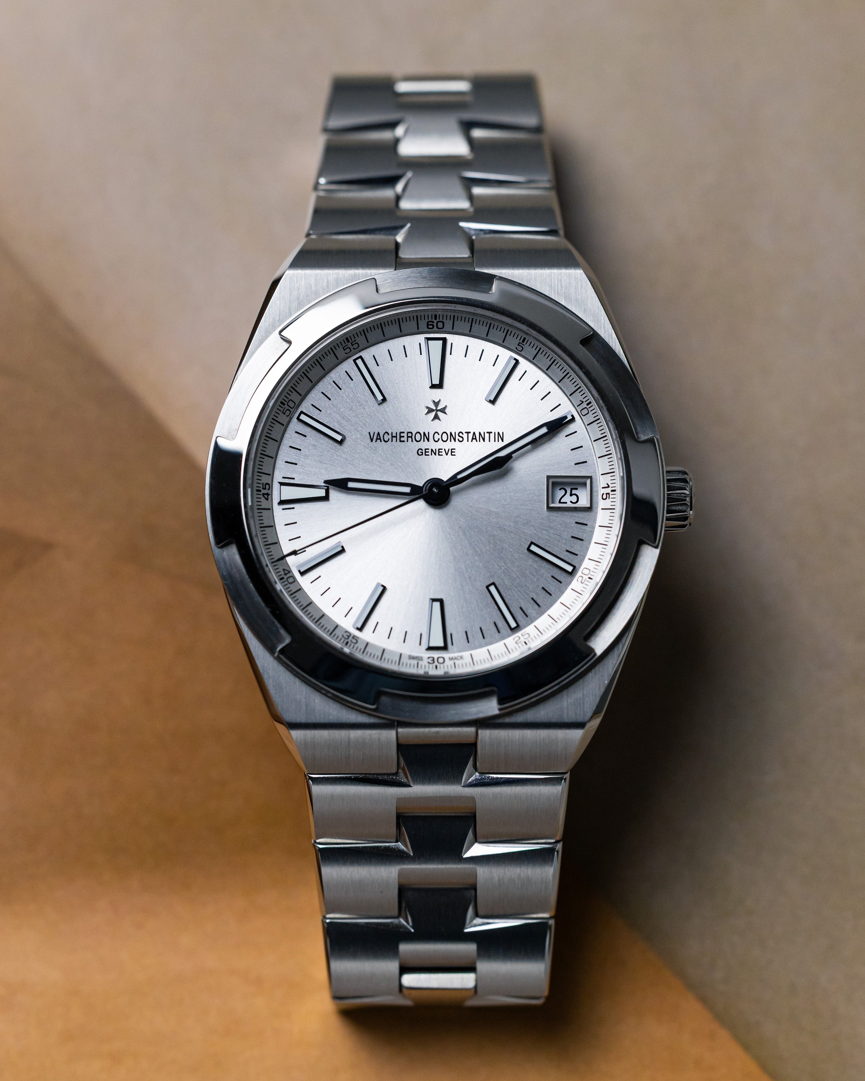 2022 Vacheron Constantin Overseas 41mm