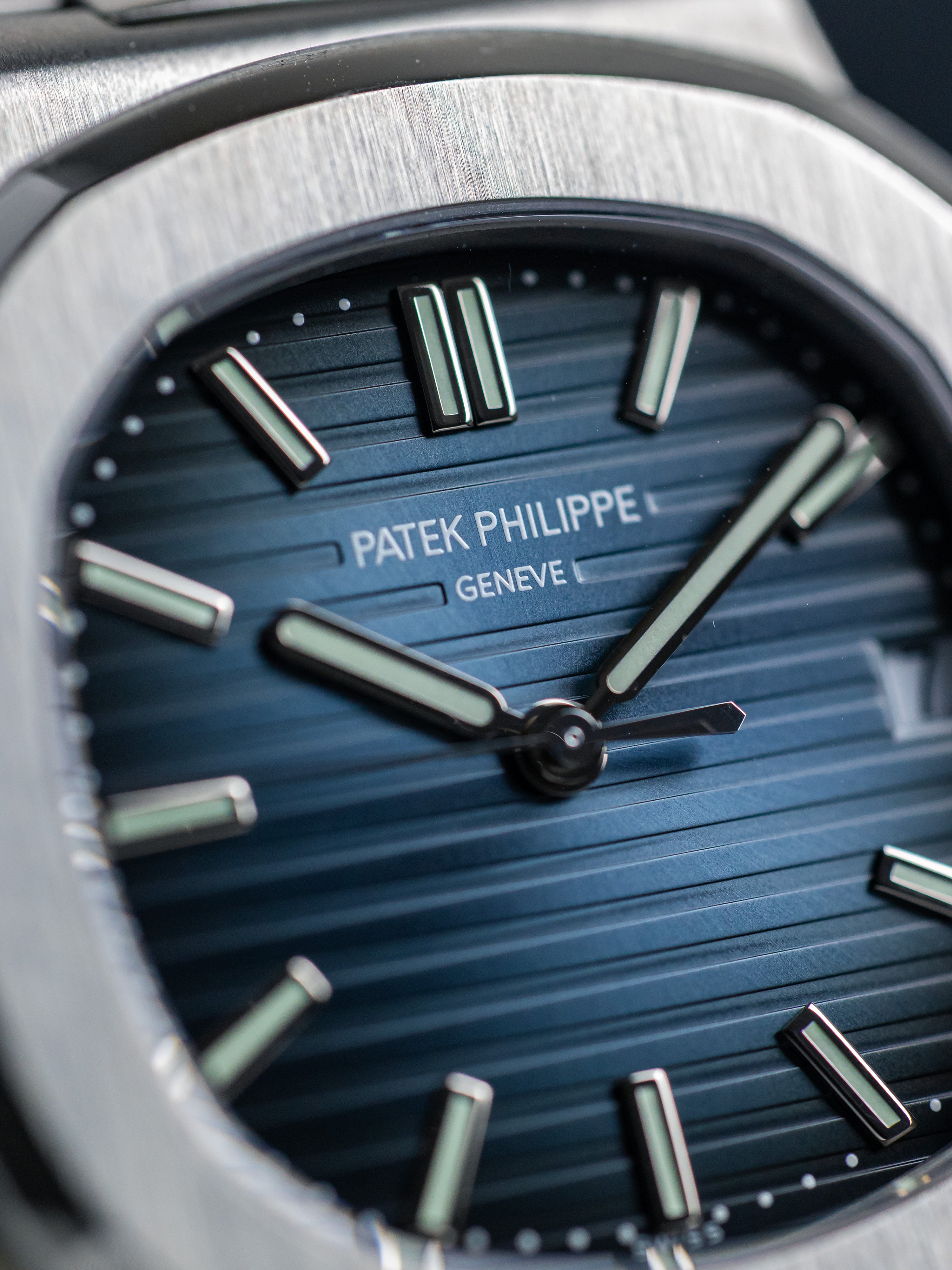 2020 Patek Philippe Nautilus Blue Dial ’26-330’ Movement (Discontinued)