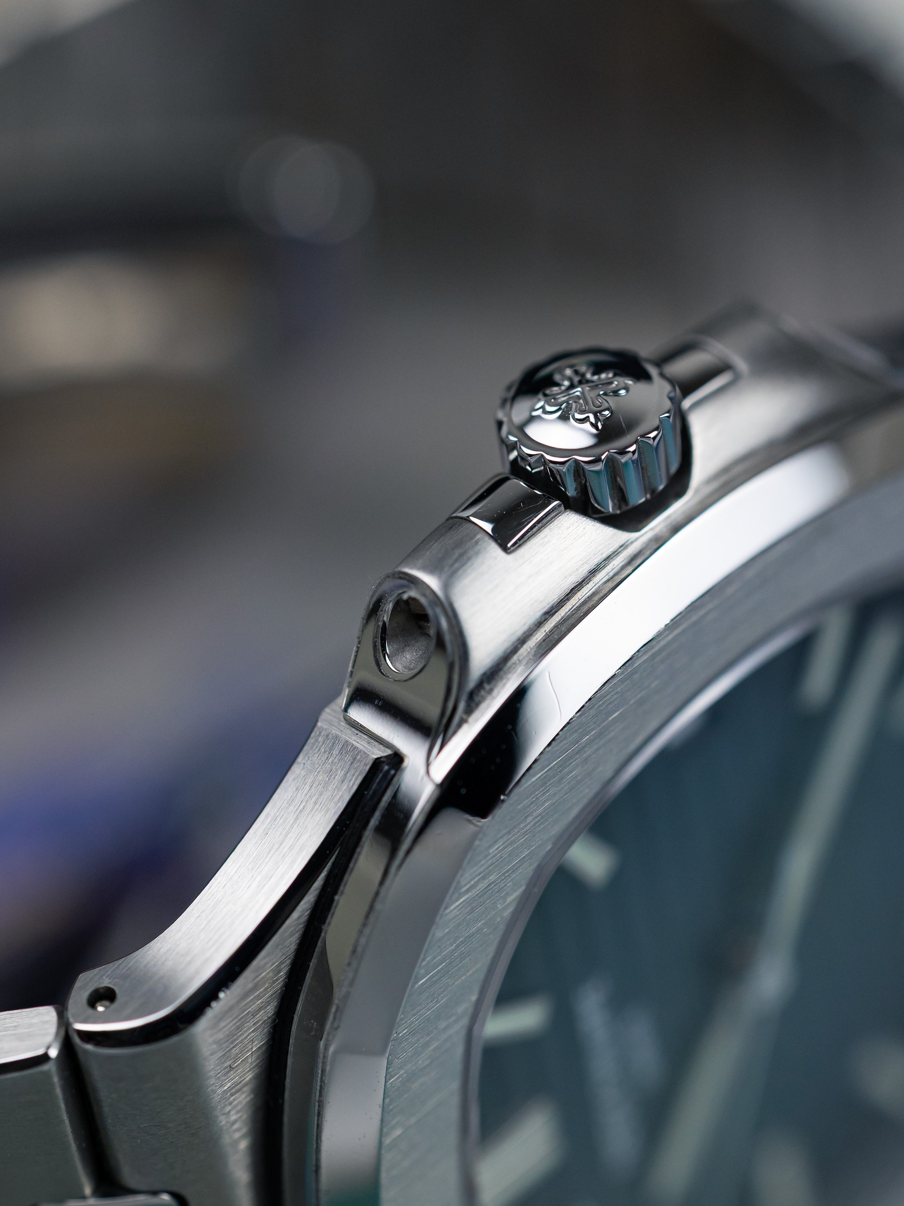 2020 Patek Philippe Nautilus Blue Dial ’26-330’ Movement (Discontinued)