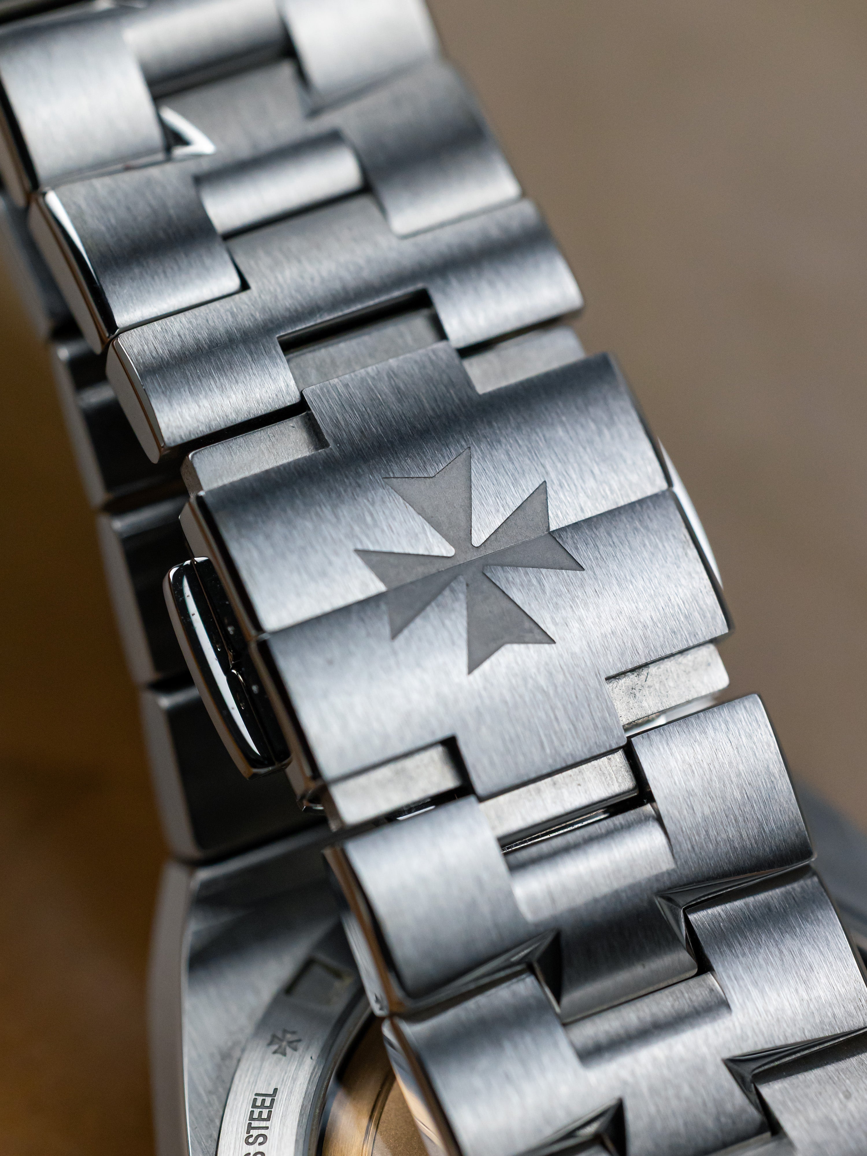 2022 Vacheron Constantin Overseas 41mm