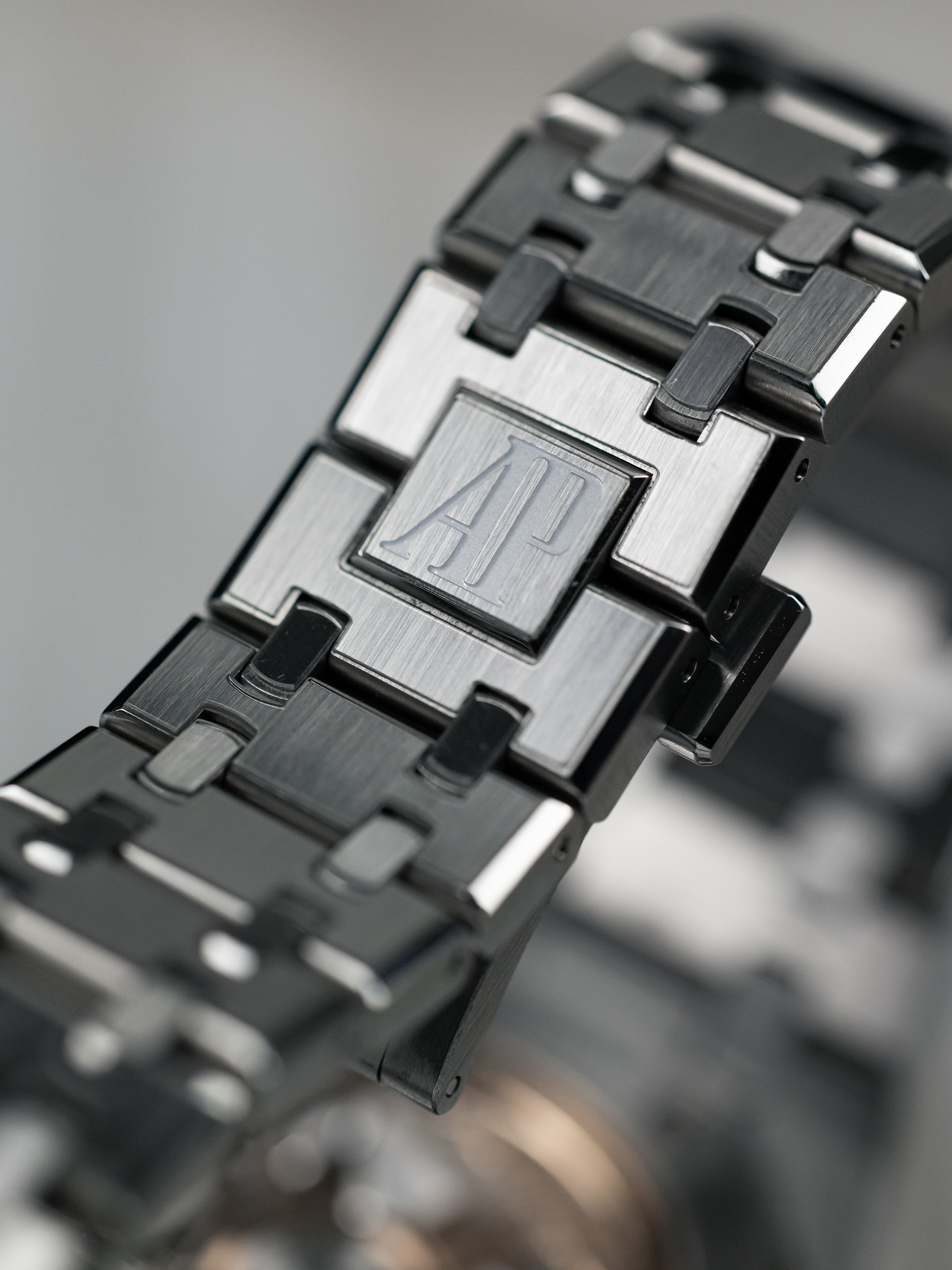 2022 Audemars Piguet Royal Oak 41mm Blue Dial (Discontinued)