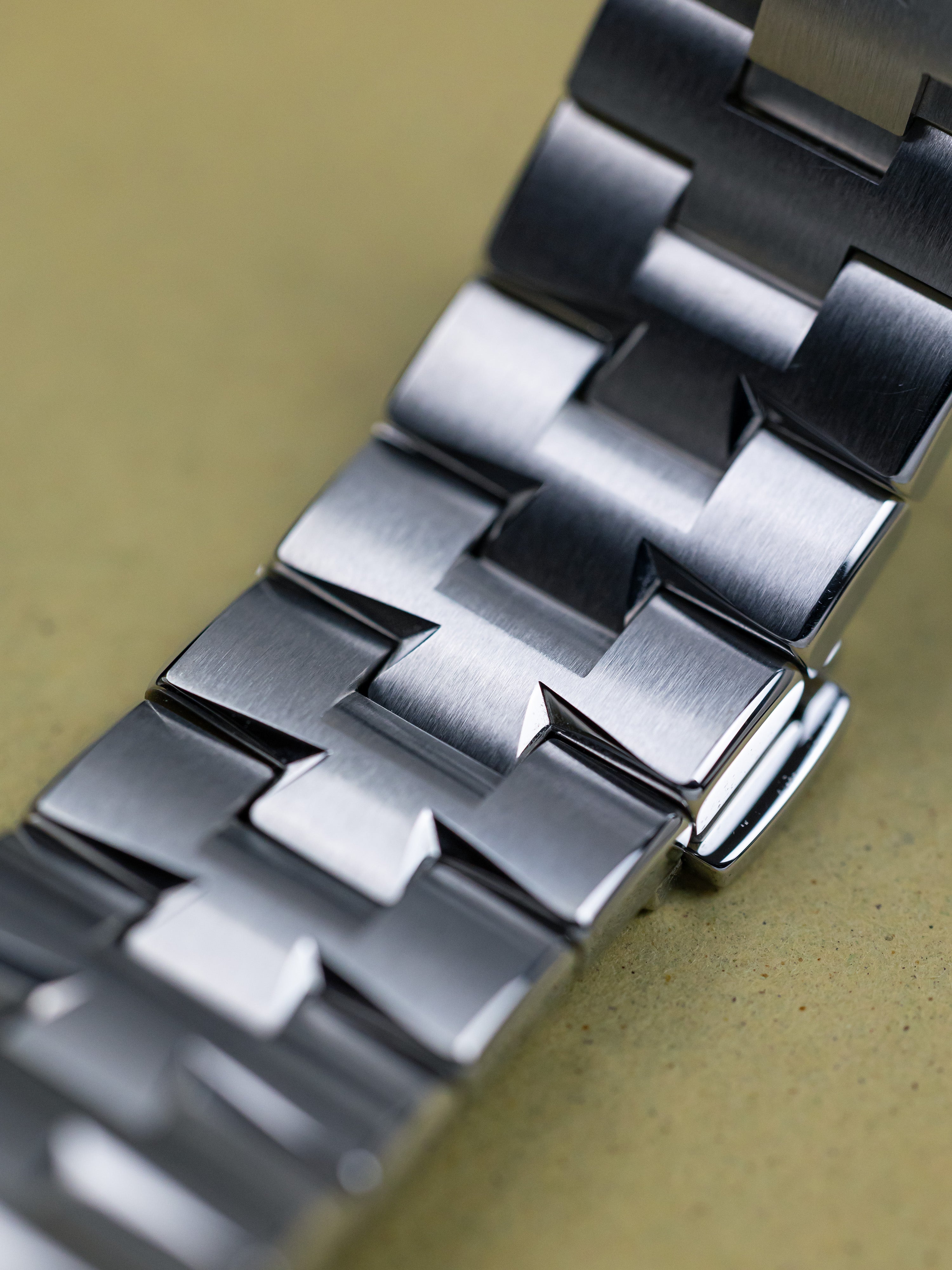 2022 Vacheron Constantin Overseas 41mm