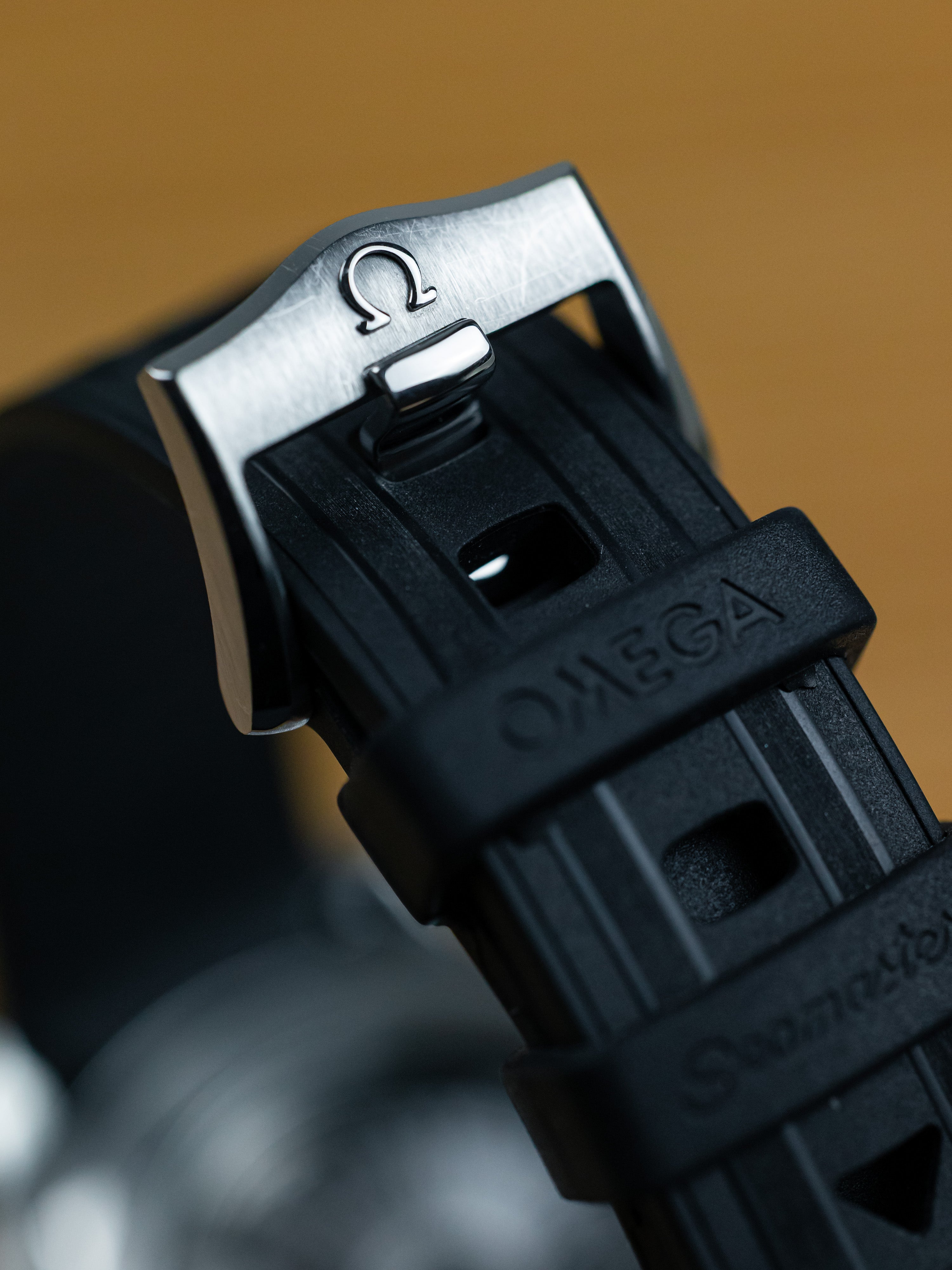 2023 Omega Speedmaster Diver 300m Co-Axil Master Chronometer 42mm