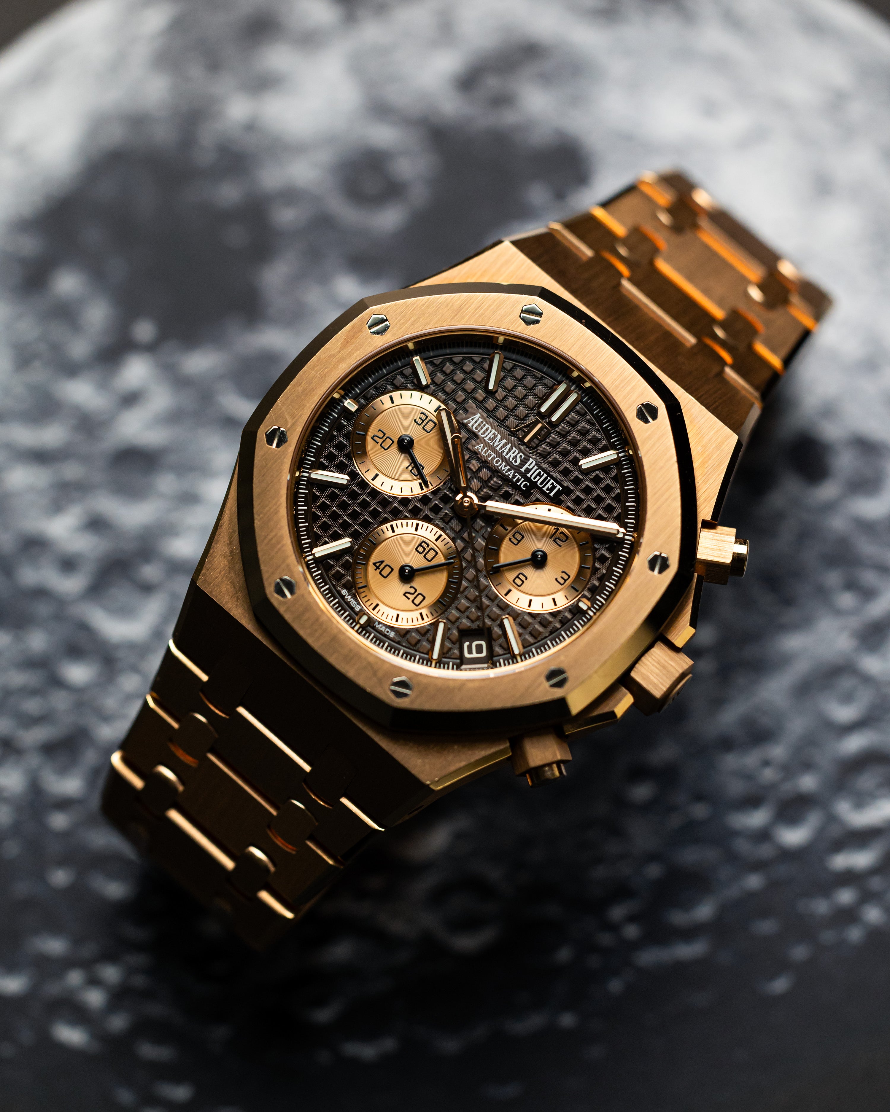 2021 Audemars Piguet Royal Oak Chronograph Rose Gold/Chocolate Dial