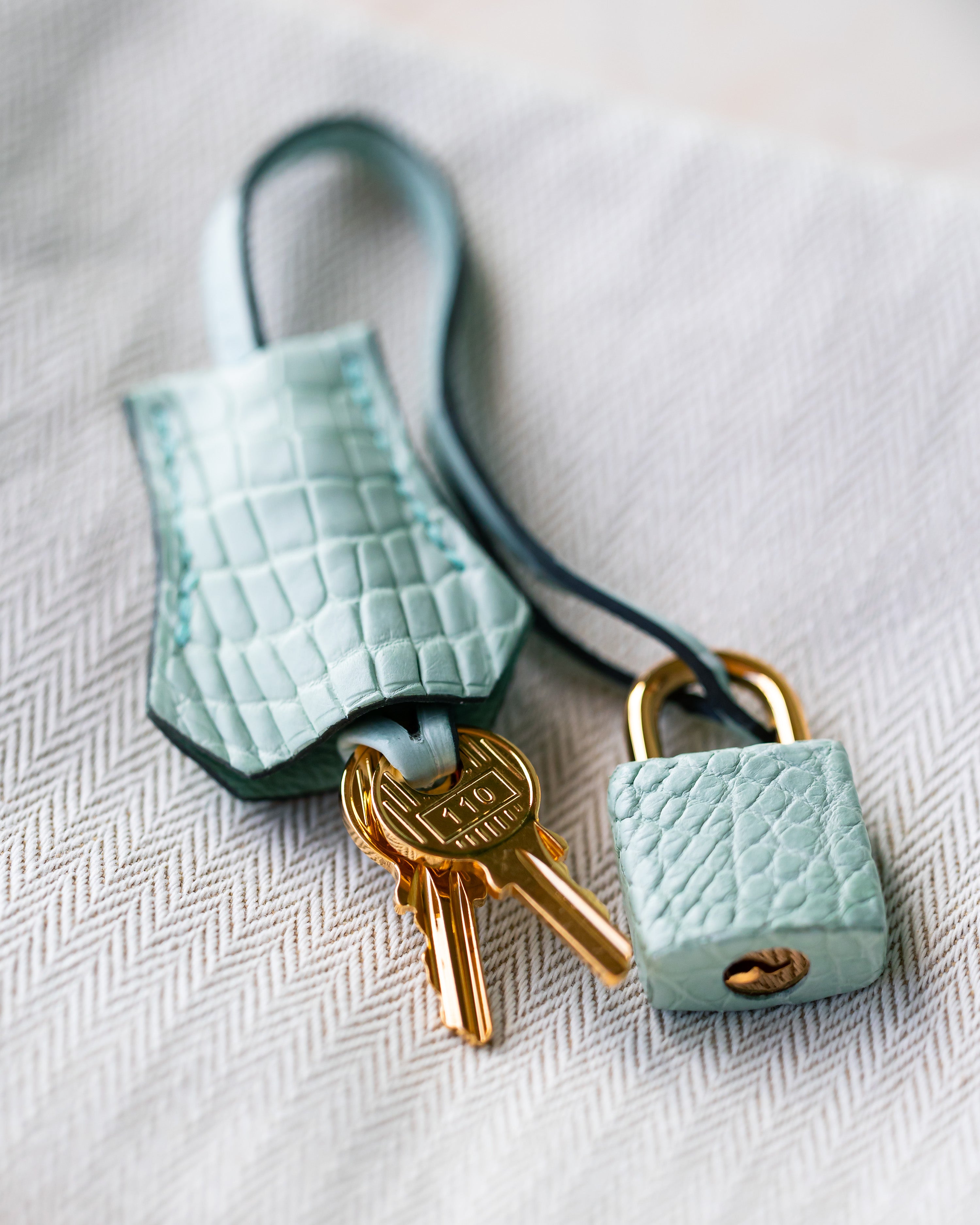 2025 Hermès Kelly 25 Alligator Mississippiensis Matte Retourne GHW Vert D'eau (6U)
