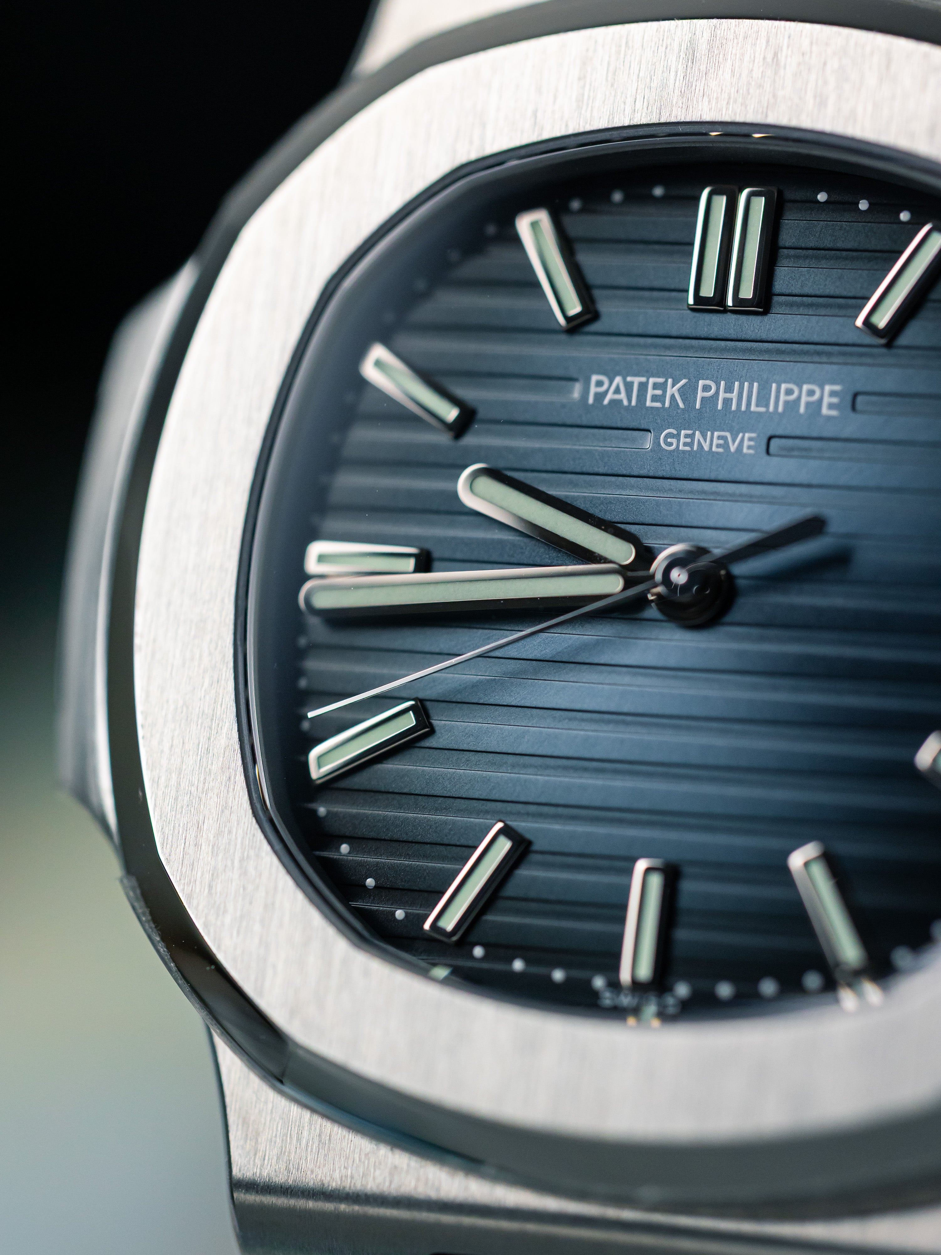 2020 Patek Philippe Nautilus Blue Dial ’26-330’ Movement (Discontinued)