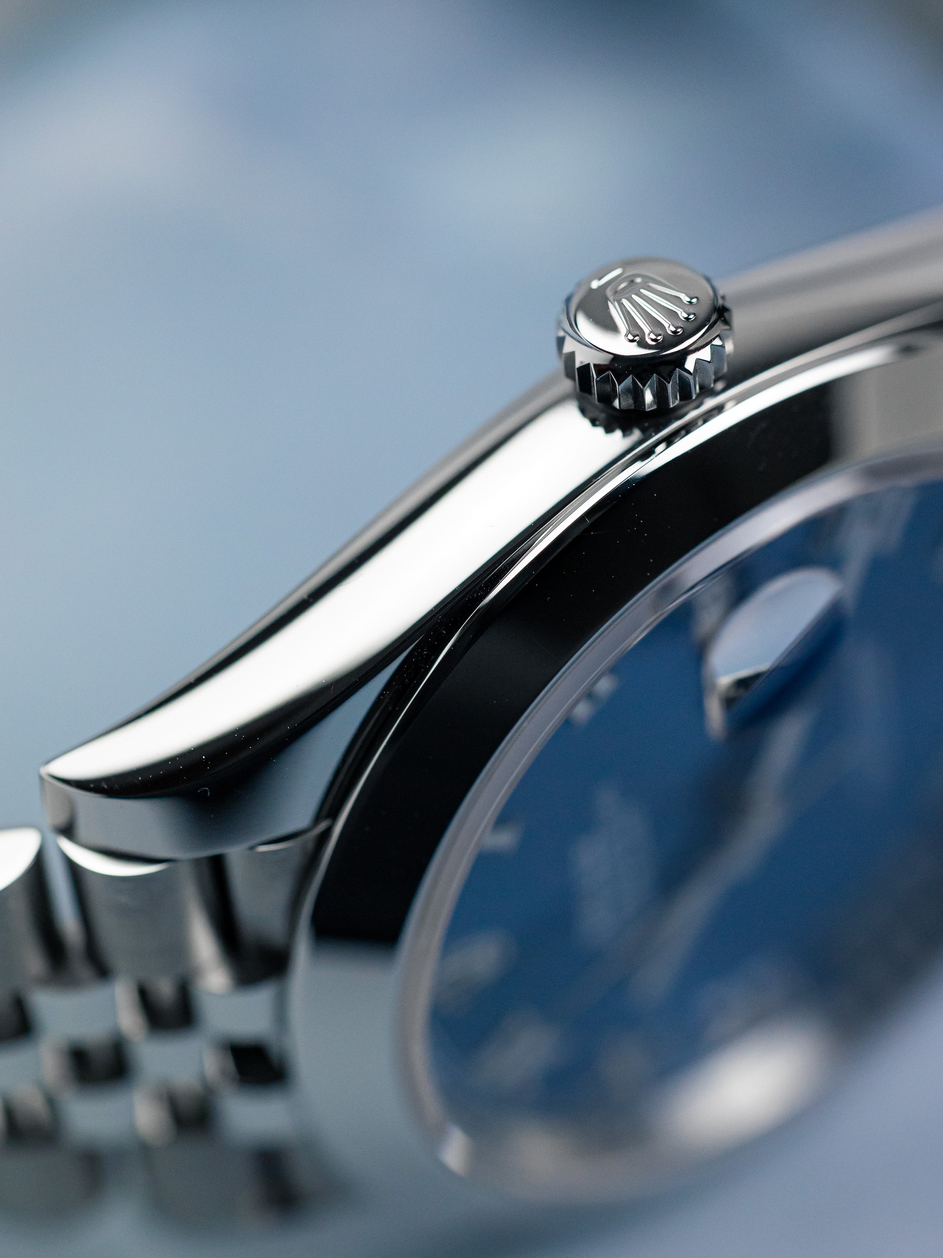 2025 Rolex Datejust 41 Smooth Bezel, Roman Numeral Dial