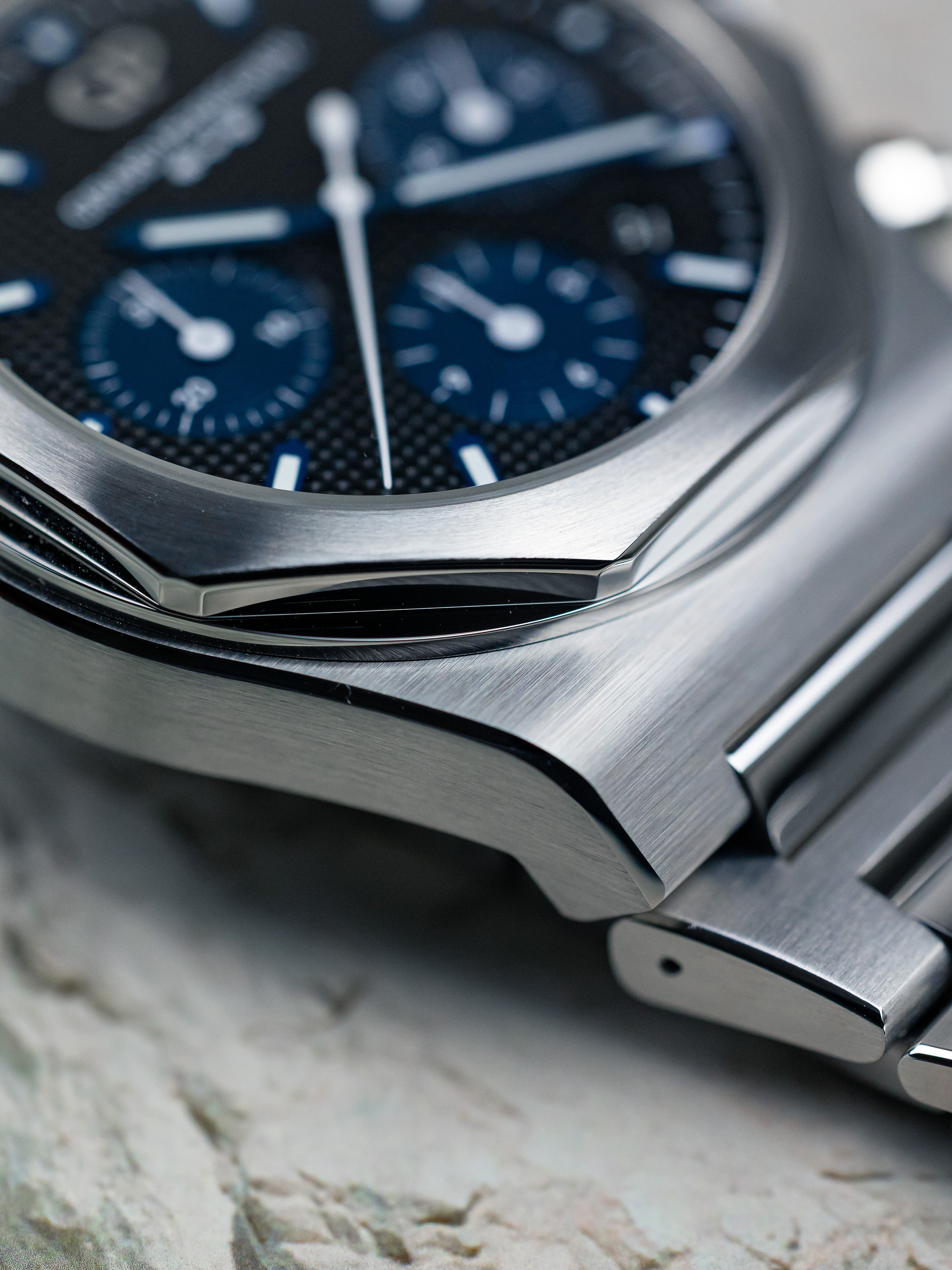 2025 Girard-Perregaux Laureato Chronograph