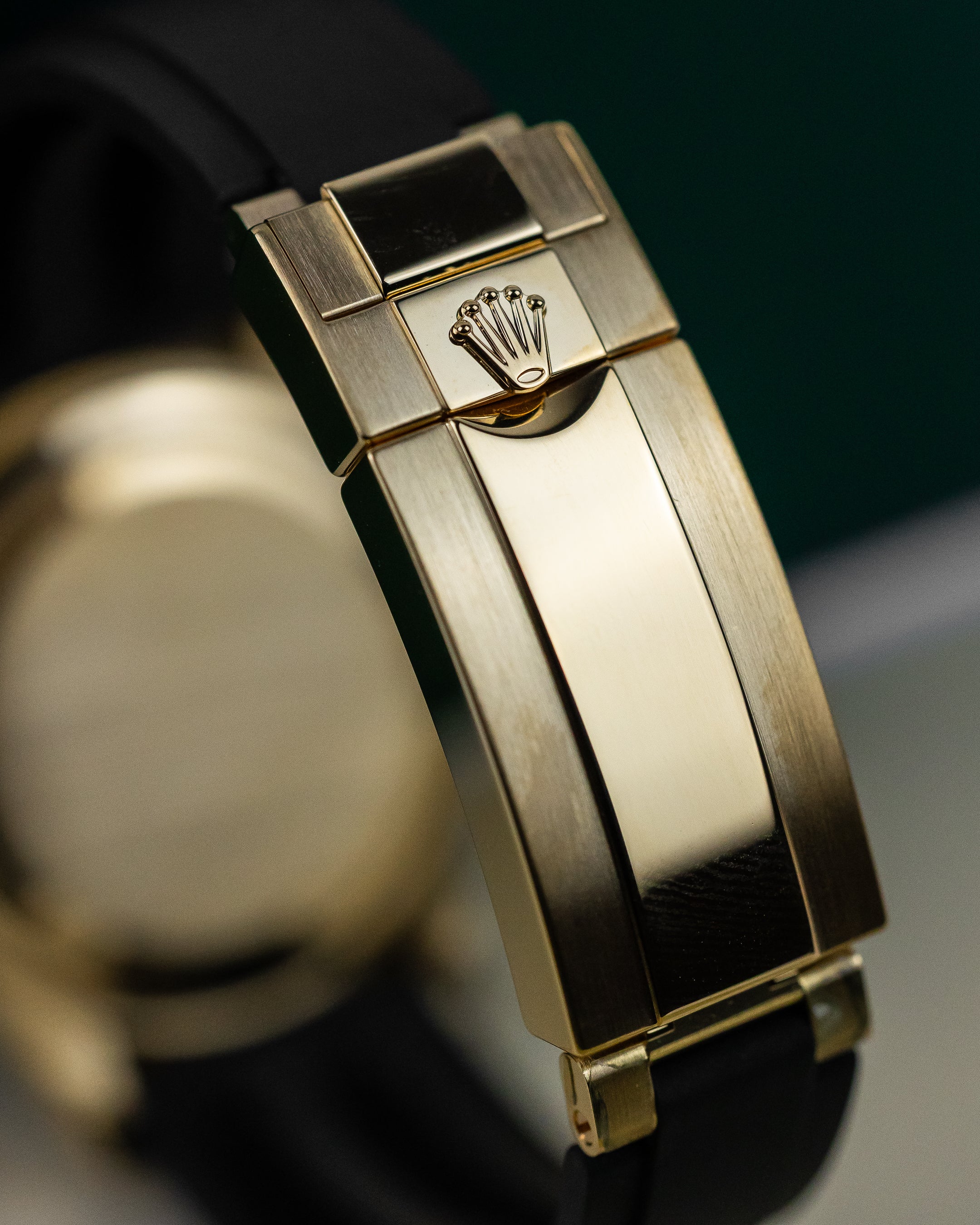 2023 Rolex Daytona Yellow Gold Oysterflex